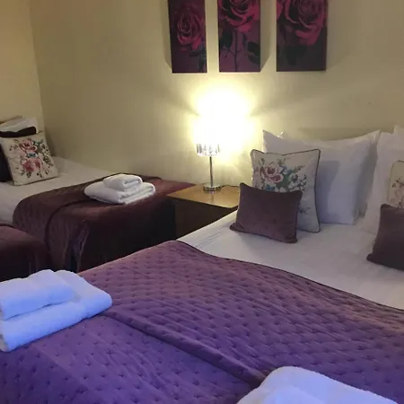 Bed & Breakfast The Black Bull 3*
